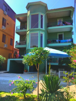 Nugo Hotel